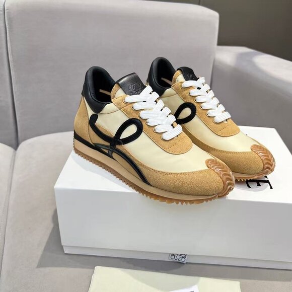 Loewe Flow Runner Sneakers – Warm Camel with Black Logo, Brand New! - Picture 1 of 9